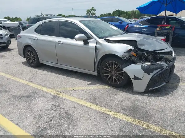 4T1G11AK0PU094056 2023 TOYOTA CAMRY - Image 1
