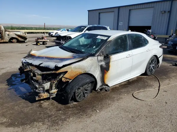 4T1G11AK0PU110191 2023 TOYOTA CAMRY - Image 1