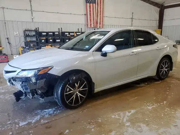 4T1G11AK0PU123569 2023 TOYOTA CAMRY - Image 1