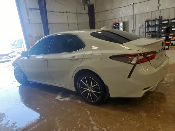 4T1G11AK0PU123569 2023 TOYOTA CAMRY - Image 2