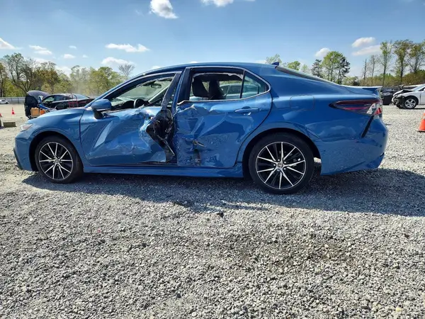 4T1G11AK0PU139304 2023 TOYOTA CAMRY - Image 2