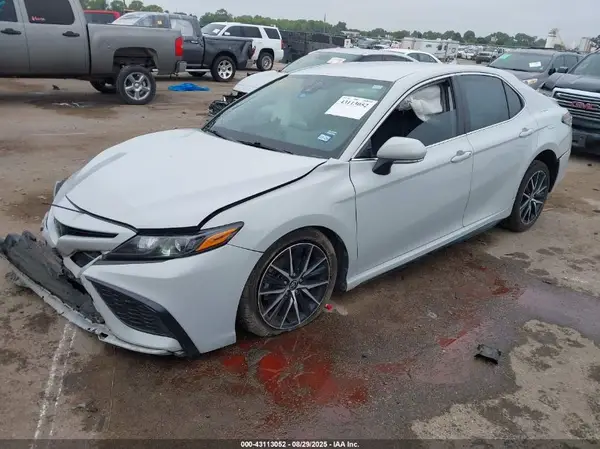 4T1G11AK0PU140680 2023 TOYOTA CAMRY - Image 2
