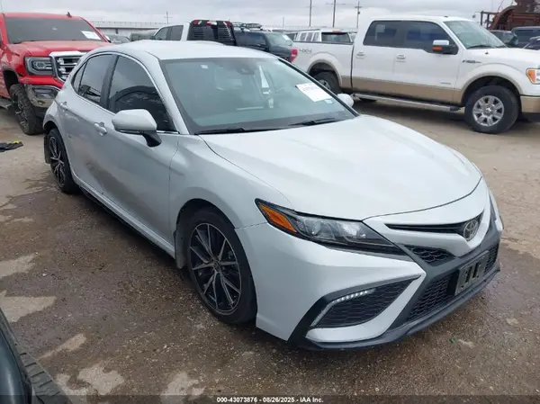 4T1G11AK0PU141070 2023 TOYOTA CAMRY - Image 1