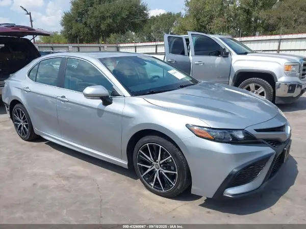 4T1G11AK0PU183125 2023 TOYOTA CAMRY - Image 1