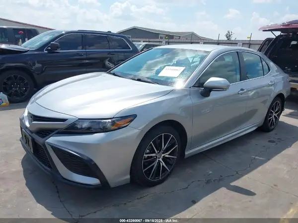 4T1G11AK0PU183125 2023 TOYOTA CAMRY - Image 2