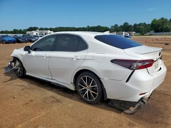 4T1G11AK0PU729325 2023 TOYOTA CAMRY - Image 2