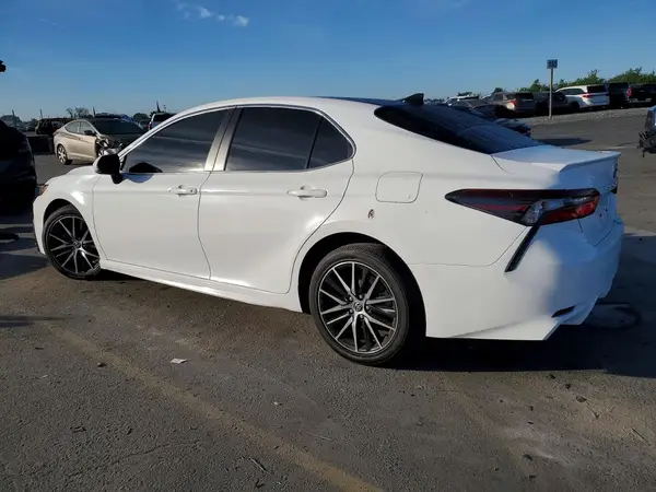 4T1G11AK0PU732693 2023 TOYOTA CAMRY - Image 2