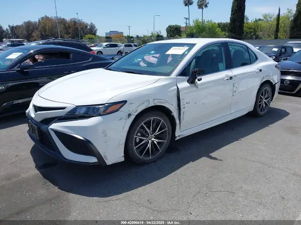 4T1G11AK0PU736081 2023 TOYOTA CAMRY - Image 2