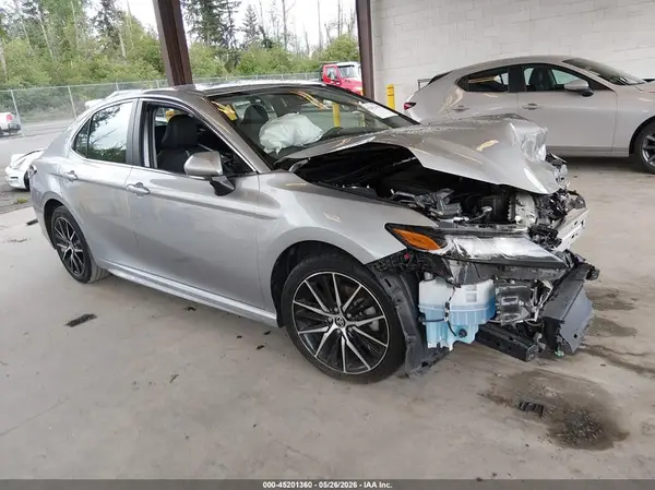 4T1G11AK0PU738462 2023 TOYOTA CAMRY - Image 1