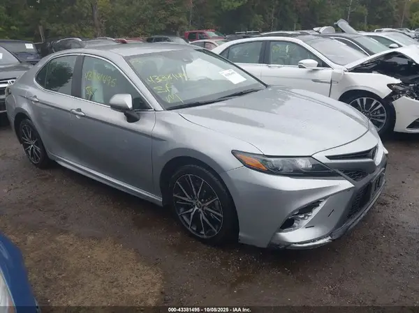 4T1G11AK0PU742172 2023 TOYOTA CAMRY - Image 1