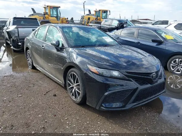 4T1G11AK0PU747131 2023 TOYOTA CAMRY - Image 1