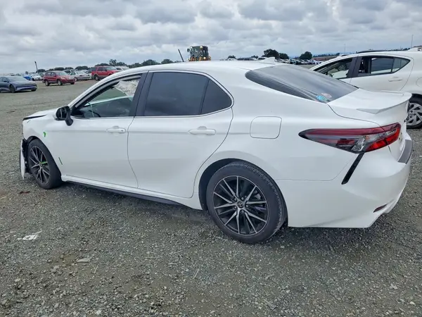 4T1G11AK0PU748862 2023 TOYOTA CAMRY - Image 2