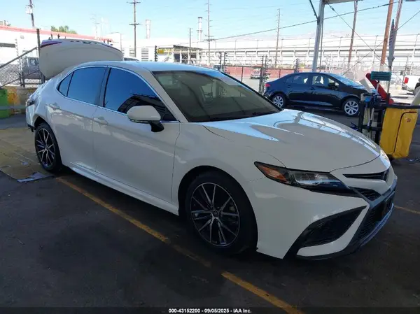 4T1G11AK0PU764110 2023 TOYOTA CAMRY - Image 1
