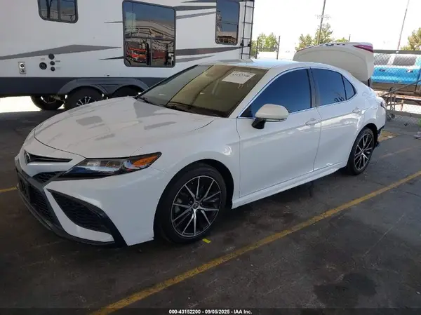 4T1G11AK0PU764110 2023 TOYOTA CAMRY - Image 2