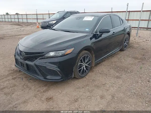 4T1G11AK0PU785832 2023 TOYOTA CAMRY - Image 2