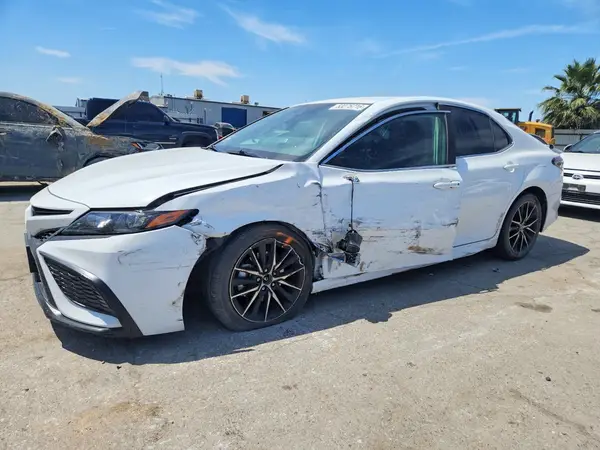 4T1G11AK0PU789329 2023 TOYOTA CAMRY - Image 1