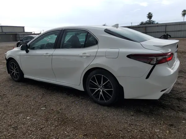 4T1G11AK0PU798564 2023 TOYOTA CAMRY - Image 2