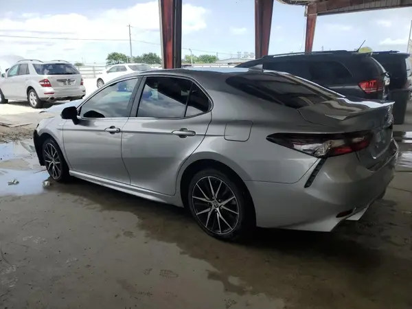 4T1G11AK0PU801673 2023 TOYOTA CAMRY - Image 2
