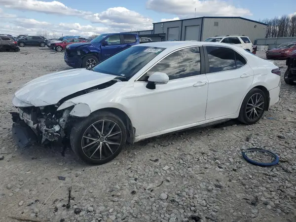 4T1G11AK0PU805593 2023 TOYOTA CAMRY - Image 1