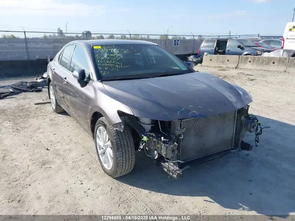 4T1G11AK0PU817517 2023 TOYOTA CAMRY - Image 1