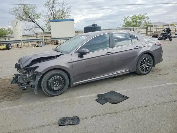 4T1G11AK0PU828632 2023 TOYOTA CAMRY - Image 1