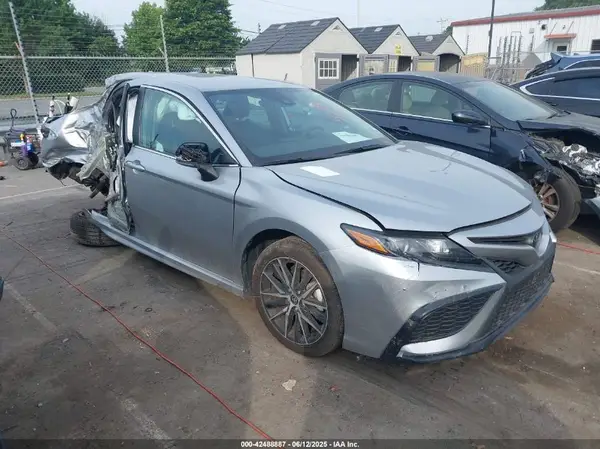 4T1G11AK0PU837296 2023 TOYOTA CAMRY - Image 1
