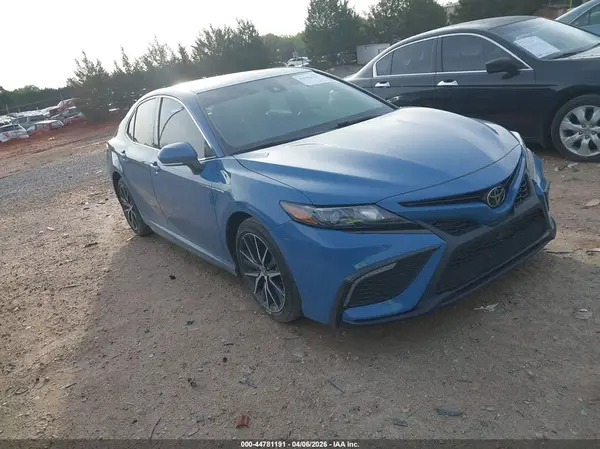 4T1G11AK0RU193365 2024 TOYOTA CAMRY - Image 1