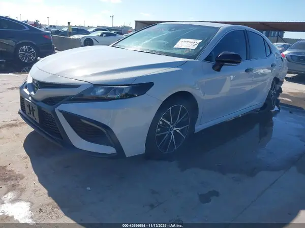 4T1G11AK0RU207765 2024 TOYOTA CAMRY - Image 2