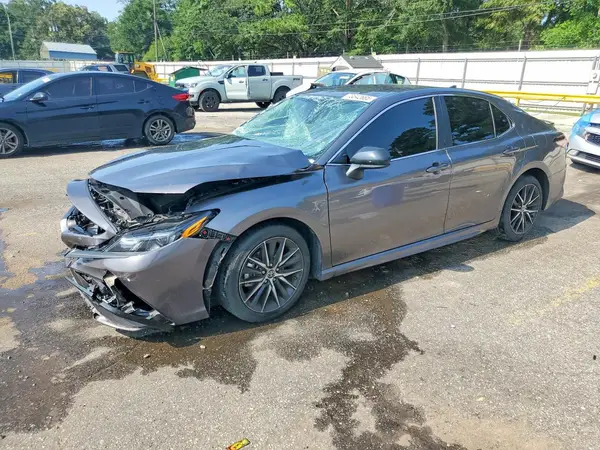 4T1G11AK0RU211444 2024 TOYOTA CAMRY - Image 1