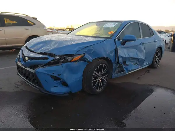 4T1G11AK0RU220094 2024 TOYOTA CAMRY - Image 2