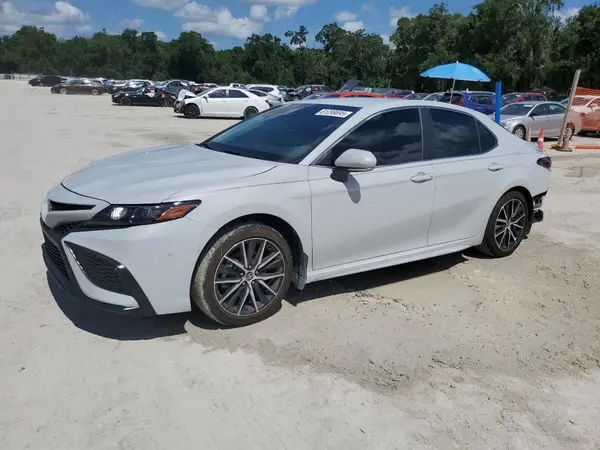 4T1G11AK0RU220483 2024 TOYOTA CAMRY - Image 1