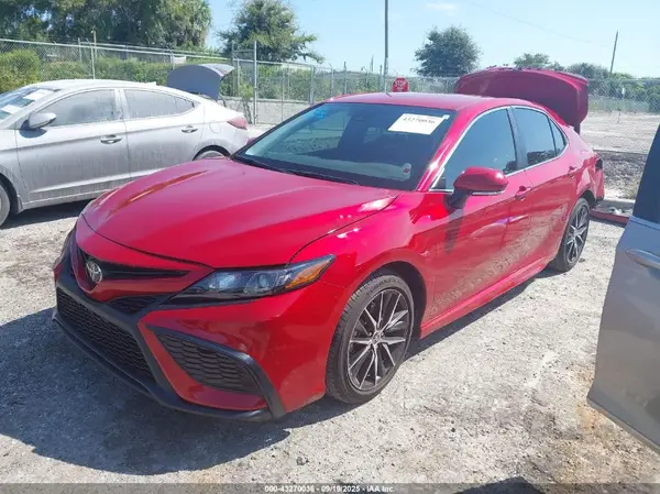 4T1G11AK0RU223075 2024 TOYOTA CAMRY - Image 2
