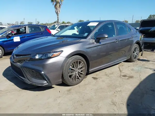 4T1G11AK0RU226848 2024 TOYOTA CAMRY - Image 2