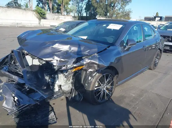 4T1G11AK0RU231192 2024 TOYOTA CAMRY - Image 2