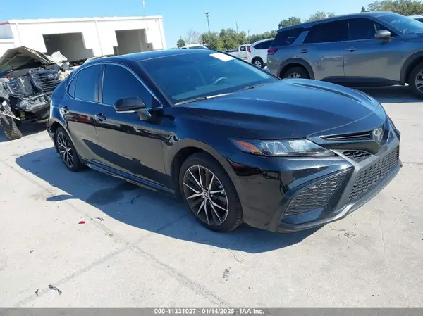 4T1G11AK0RU231578 2024 TOYOTA CAMRY - Image 1