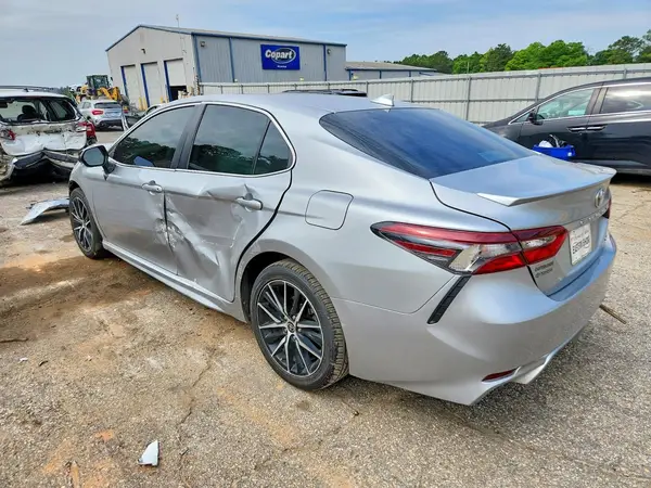 4T1G11AK0RU232732 2024 TOYOTA CAMRY - Image 2