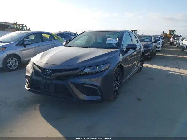 4T1G11AK0RU235047 2024 TOYOTA CAMRY - Image 2
