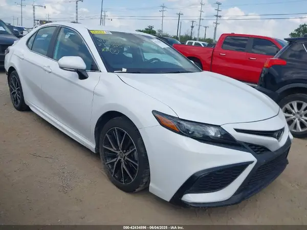 4T1G11AK0RU235355 2024 TOYOTA CAMRY - Image 1