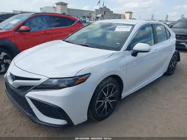 4T1G11AK0RU235355 2024 TOYOTA CAMRY - Image 2