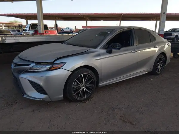 4T1G11AK0RU238093 2024 TOYOTA CAMRY - Image 2