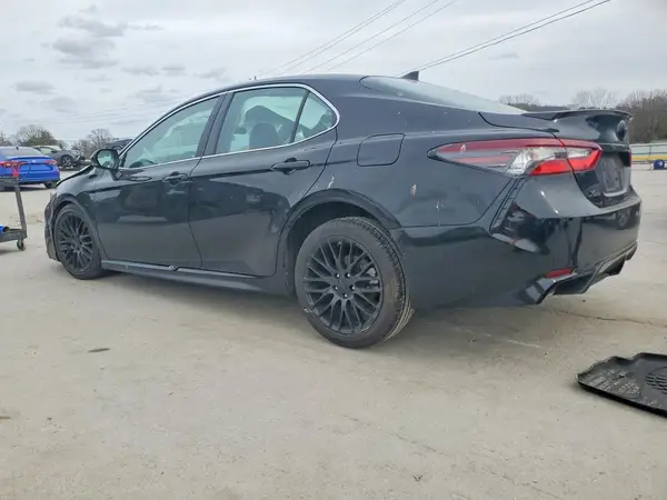 4T1G11AK0RU245917 2024 TOYOTA CAMRY - Image 2