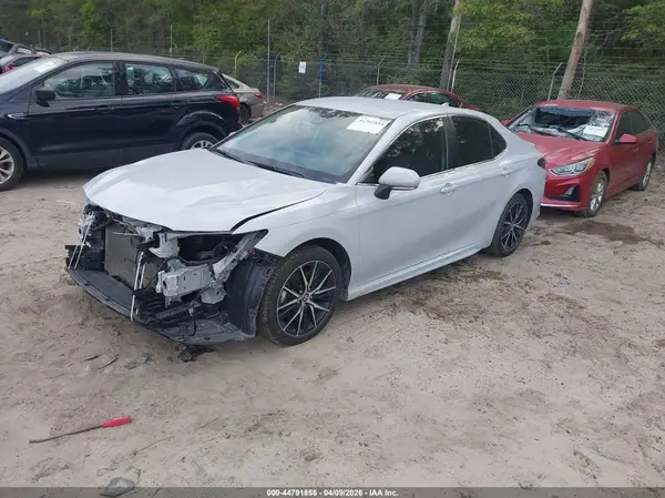 4T1G11AK0RU247909 2024 TOYOTA CAMRY - Image 2