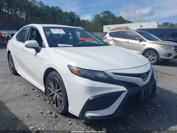 4T1G11AK0RU248896 2024 TOYOTA CAMRY - Image 1