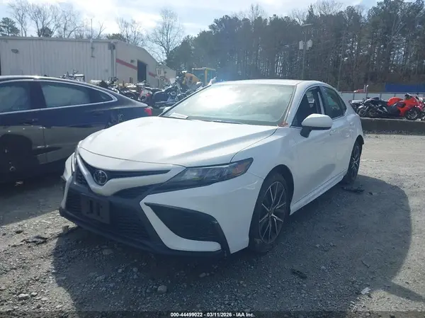 4T1G11AK0RU248896 2024 TOYOTA CAMRY - Image 2