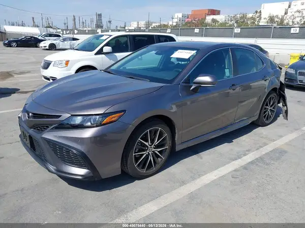 4T1G11AK0RU251913 2024 TOYOTA CAMRY - Image 2