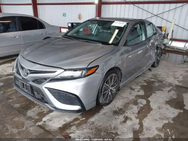 4T1G11AK0RU842582 2024 TOYOTA CAMRY - Image 2
