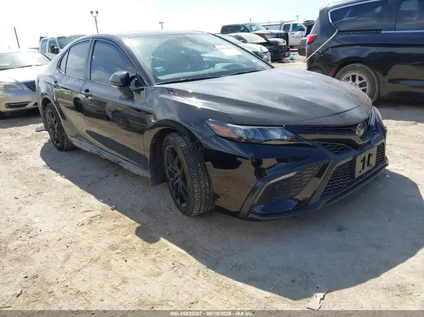 4T1G11AK0RU853856 2024 TOYOTA CAMRY - Image 1