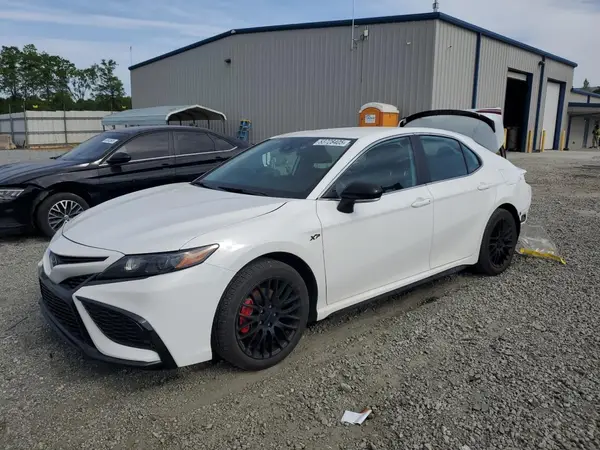 4T1G11AK0RU863819 2024 TOYOTA CAMRY - Image 1