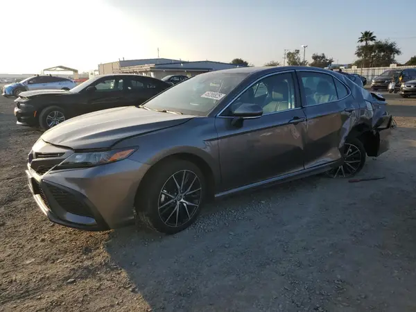 4T1G11AK0RU865277 2024 TOYOTA CAMRY - Image 1