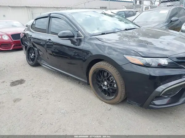4T1G11AK0RU867322 2024 TOYOTA CAMRY - Image 1